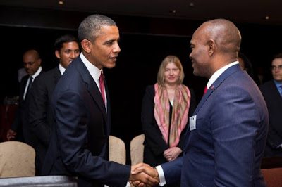 Barack Obama and  Tony Elumelu Meets  In Kenya 